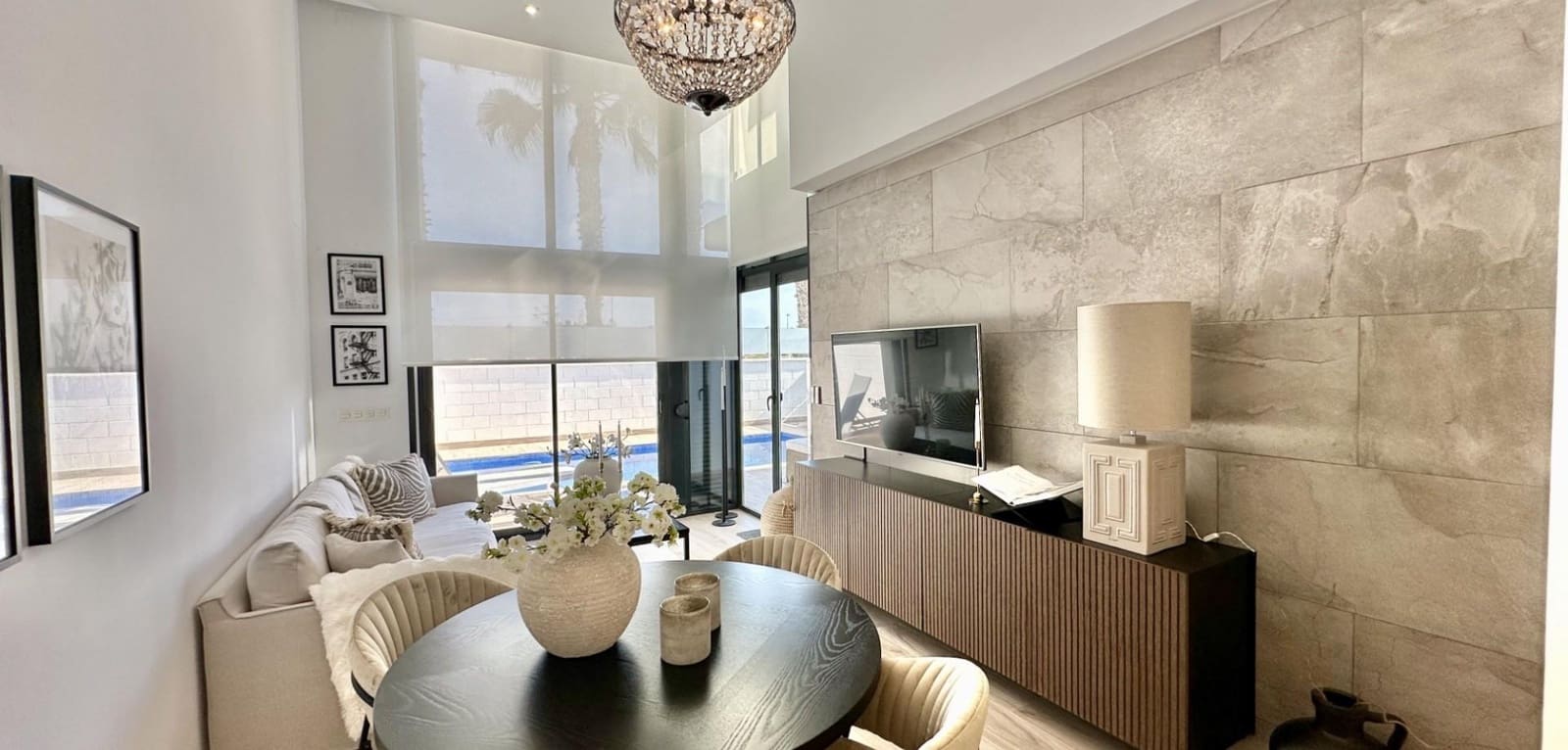 3 bedroom Villa for sale in Orihuela Costa with pool - € 449,950 (Ref: 9541674)