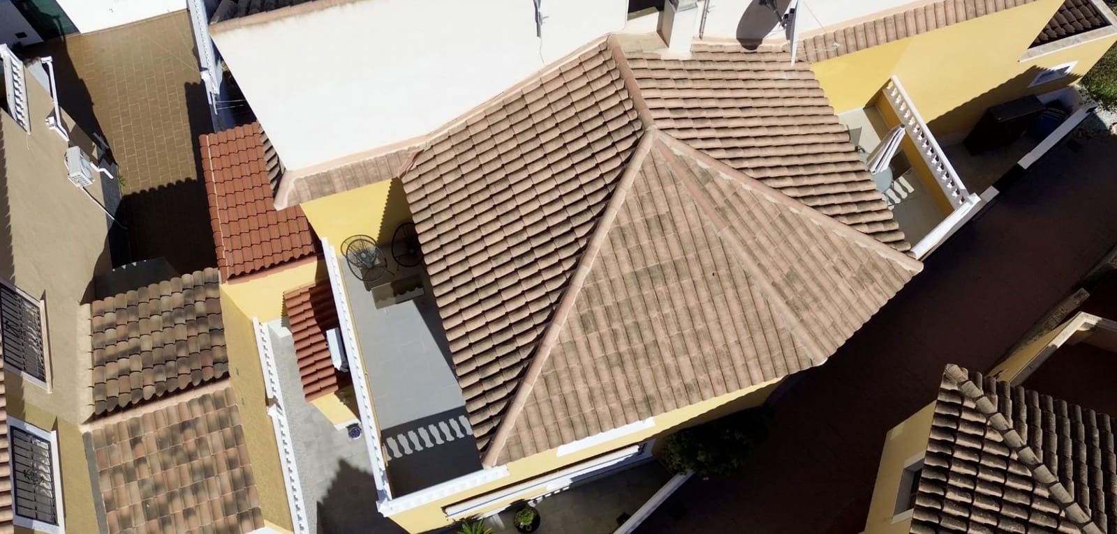 3 soveværelse Rækkehus til salg i Orihuela Costa med swimmingpool - € 295.000 (Ref: 9541686)