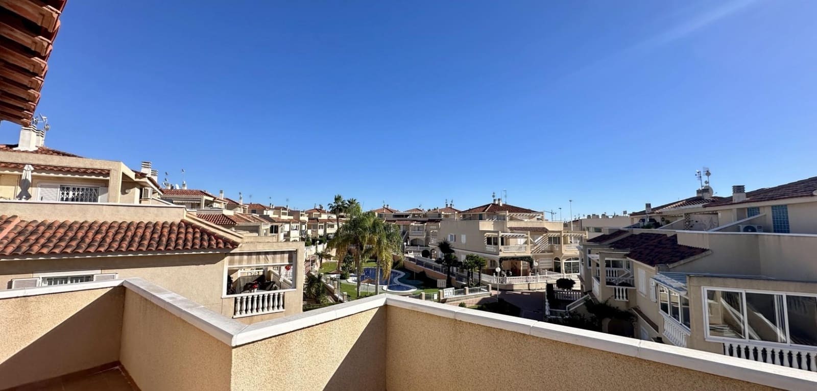 Apartamento de 2 habitaciones en Orihuela Costa en venta con piscina - 264.990 € (Ref: 9541688)