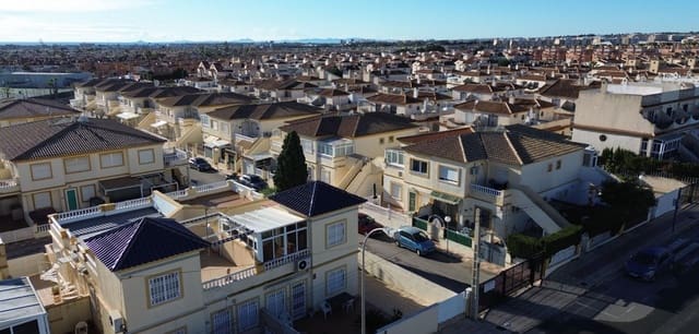 2 soveværelse Lejlighed til salg i La Chismosa, Orihuela med swimmingpool - € 189.900 (Ref: 9541689)