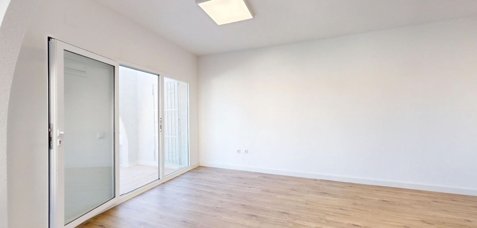 2 quarto Bungalow para venda em Blue Lagoon - 199 000 € (Ref: 9541693)