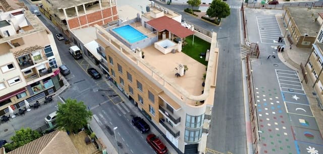 3 chambre Appartement à vendre à San Miguel de Salinas avec piscine garage - 180 000 € (Ref: 9541696)