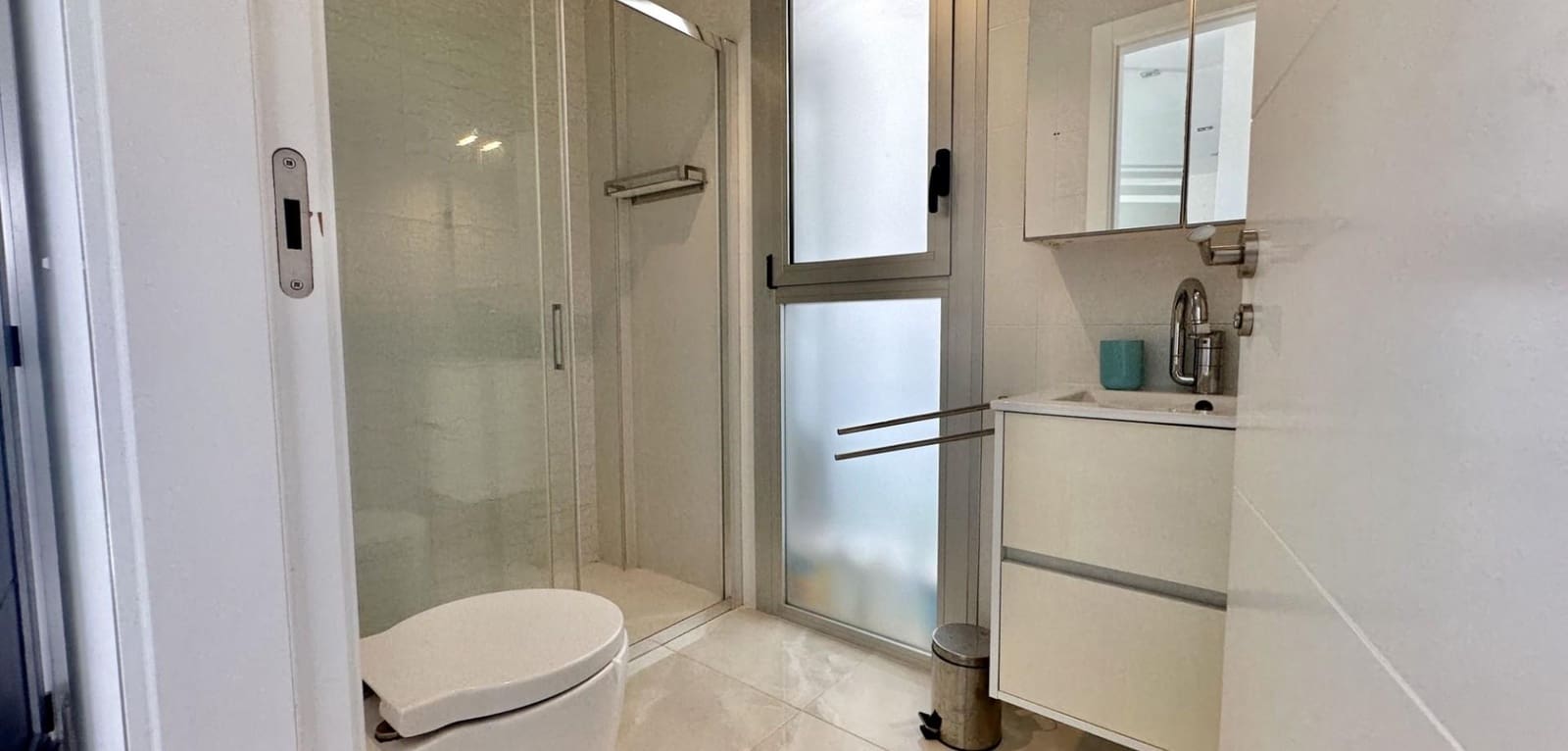 3 sypialnia Willa na sprzedaż w Orihuela Costa z basenem - 389 000 € (Ref: 9541697)