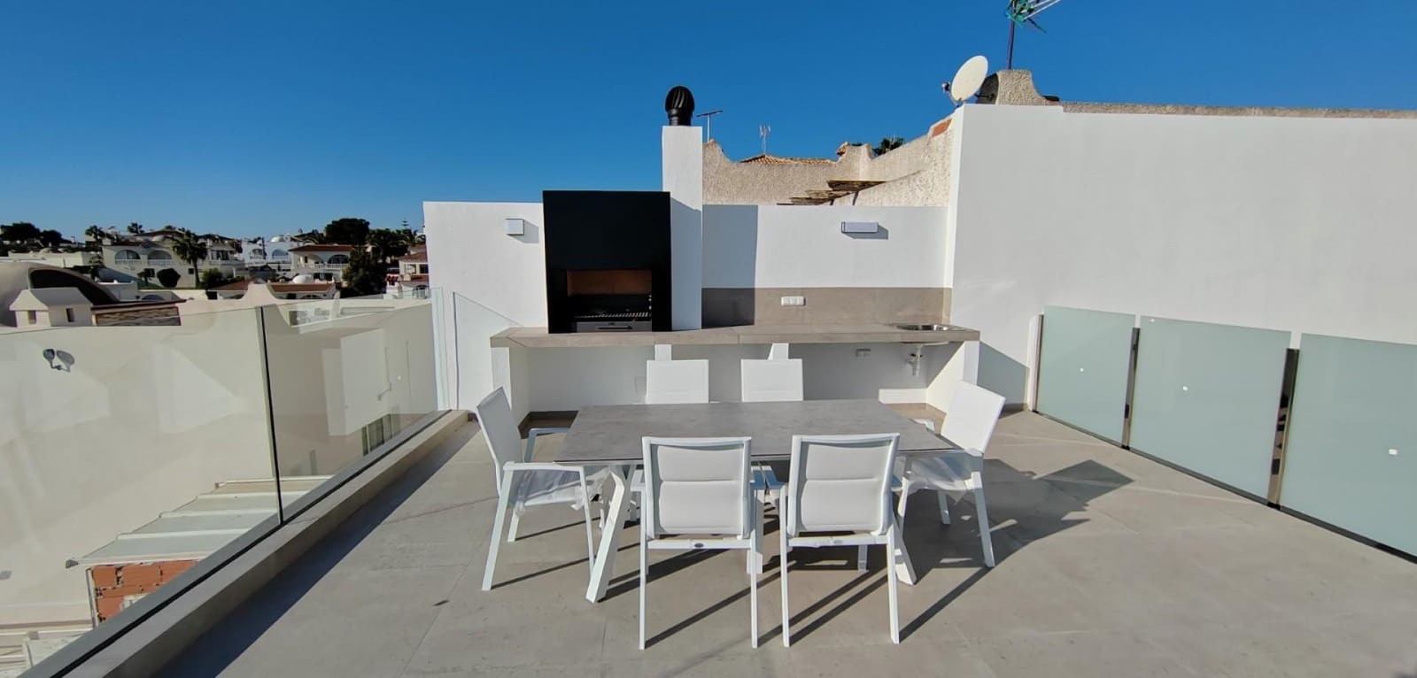 3 bedroom Villa for sale in Torrevieja with pool garage - € 750,000 (Ref: 9541701)