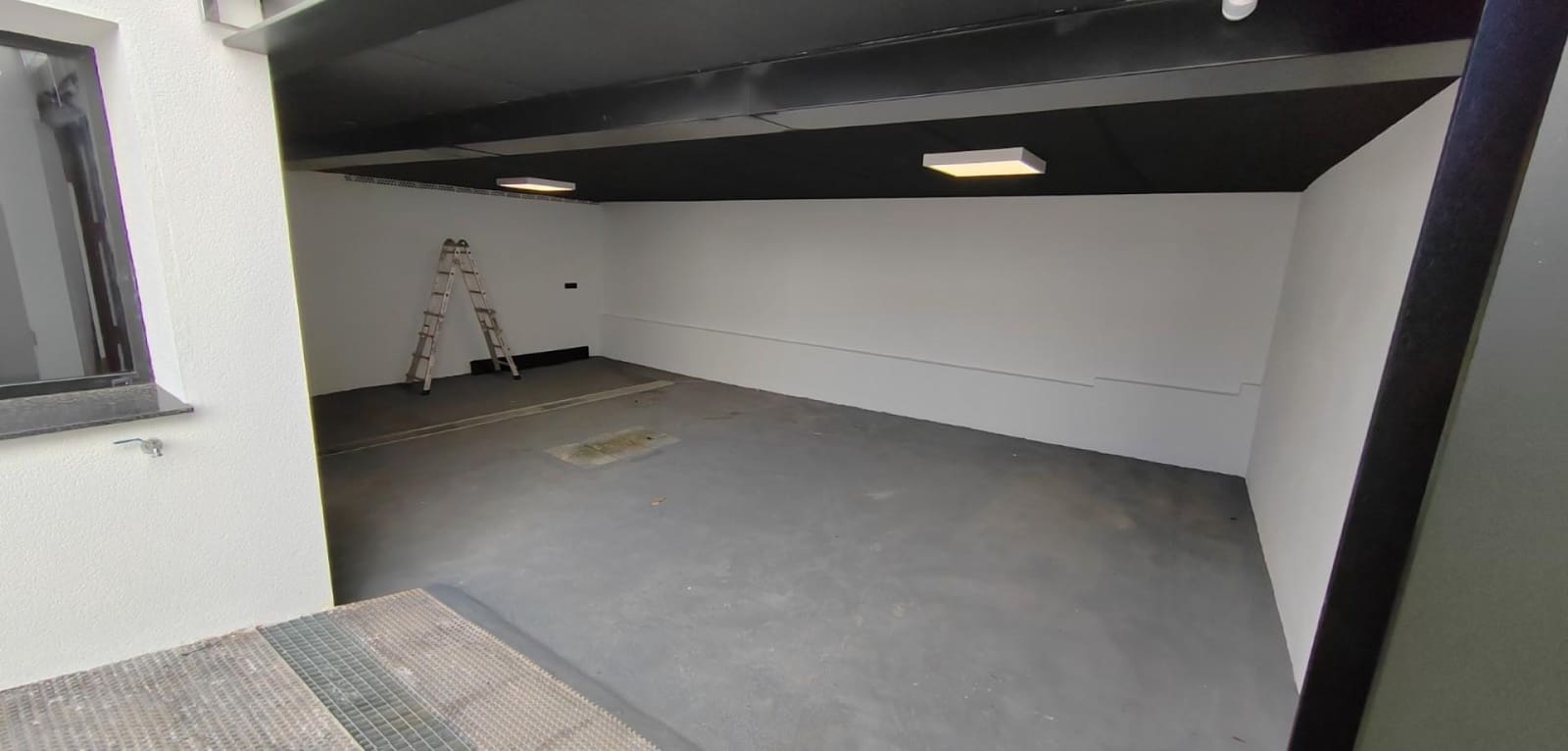 3 bedroom Villa for sale in Torrevieja with pool garage - € 750,000 (Ref: 9541701)