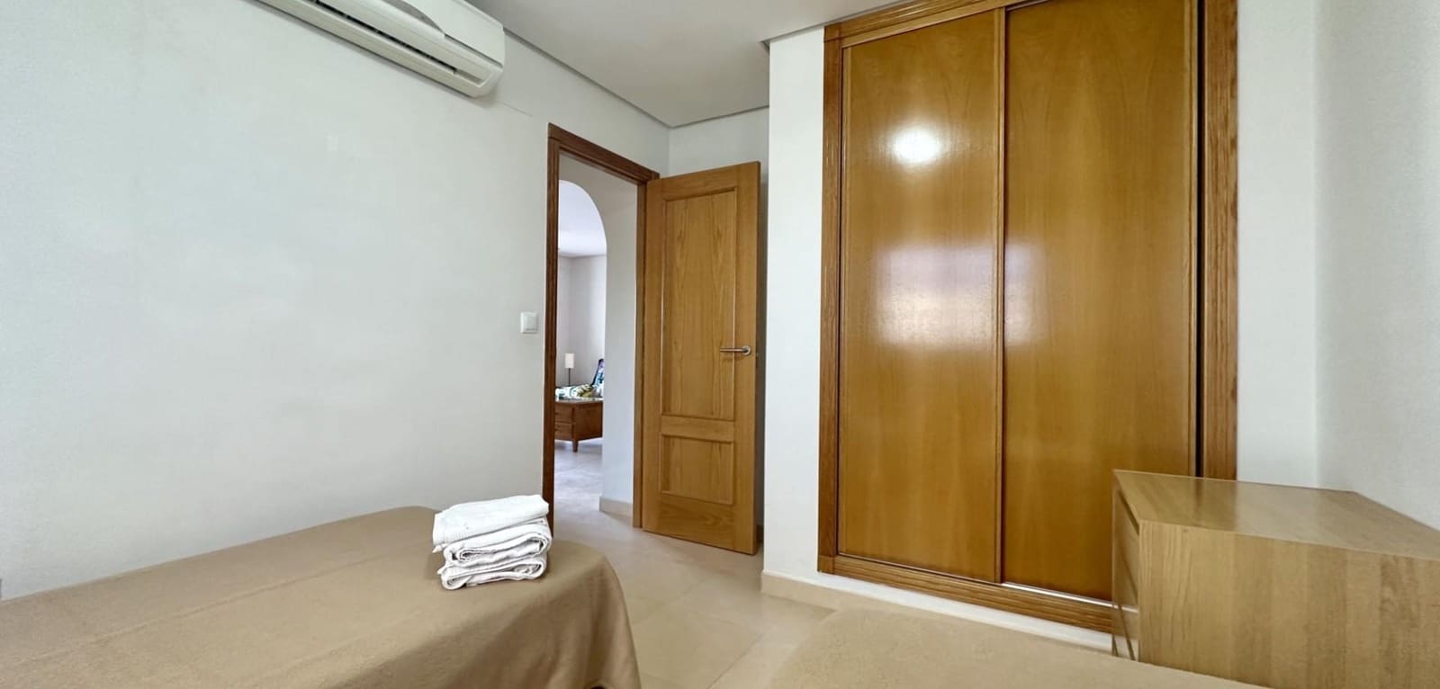 Apartamento de 2 habitaciones en Pilar de la Horadada en venta con piscina garaje - 270.000 € (Ref: 9541706)