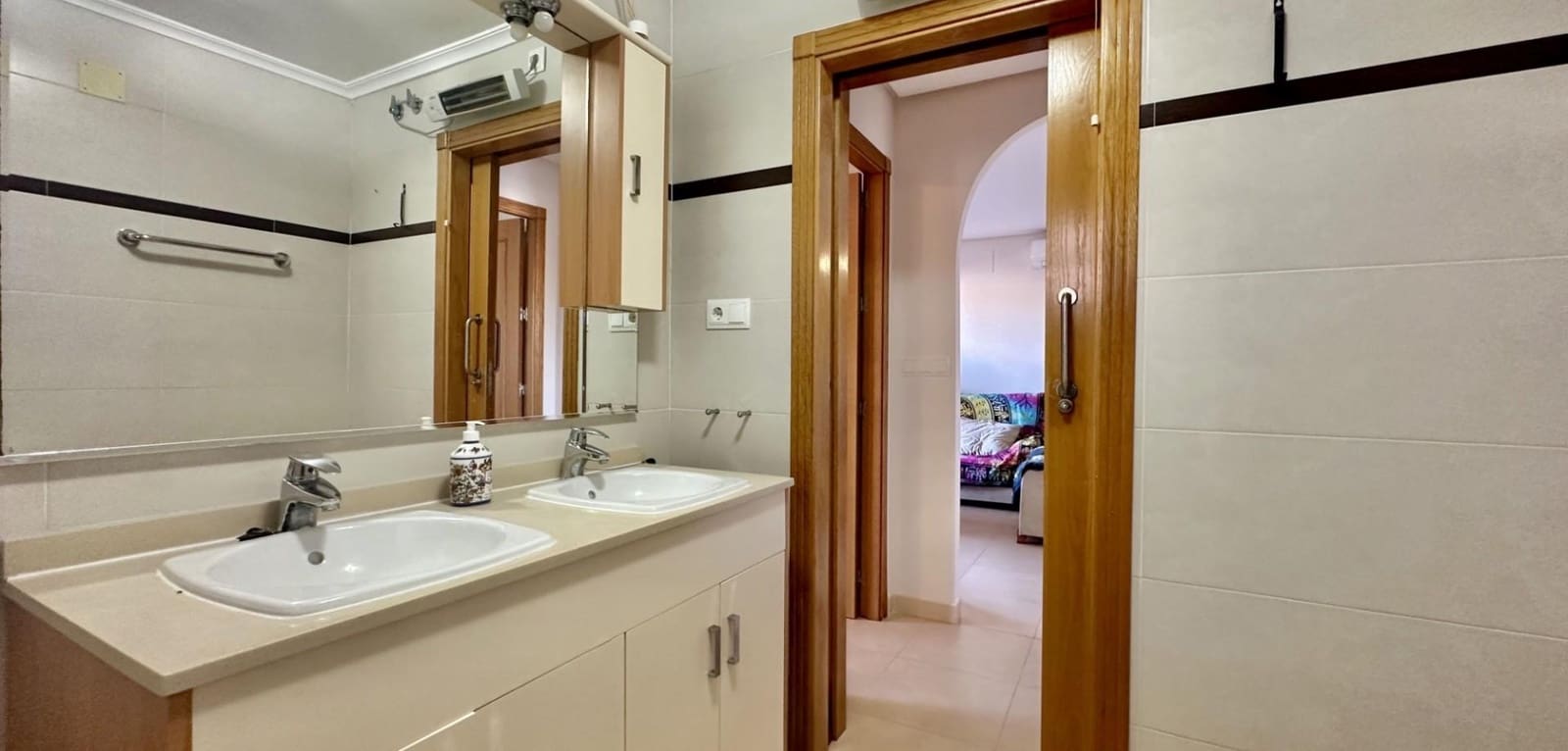 Apartamento de 2 habitaciones en Pilar de la Horadada en venta con piscina garaje - 270.000 € (Ref: 9541706)