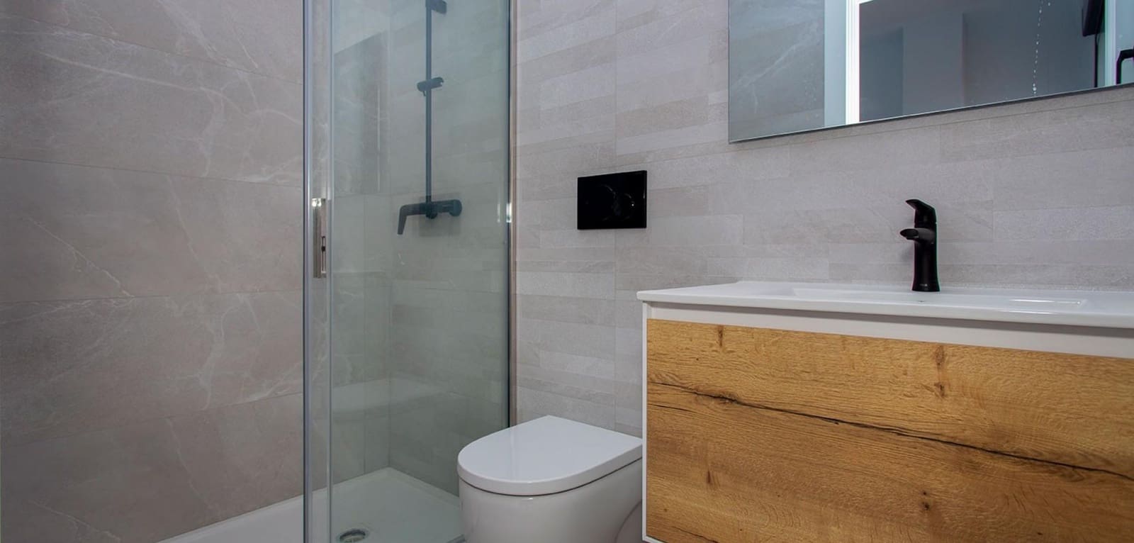 2 Zimmer Apartment zu verkaufen in Torrevieja mit Pool - 300.000 € (Ref: 9541714)