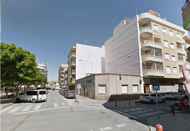 4 camera da letto Casa in vendita in Guardamar del Segura - 360.000 € (Rif: 9548448)