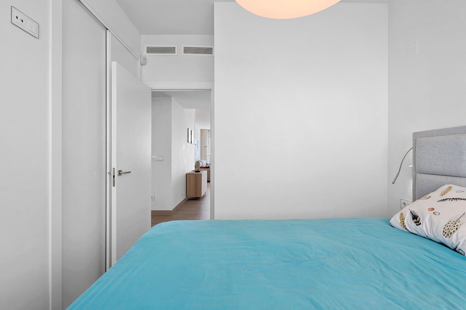 3 makuuhuone Huvila myytävänä paikassa San Miguel de Salinas mukana uima-altaan 
autotalli - 499 000 € (Ref: 9548452)