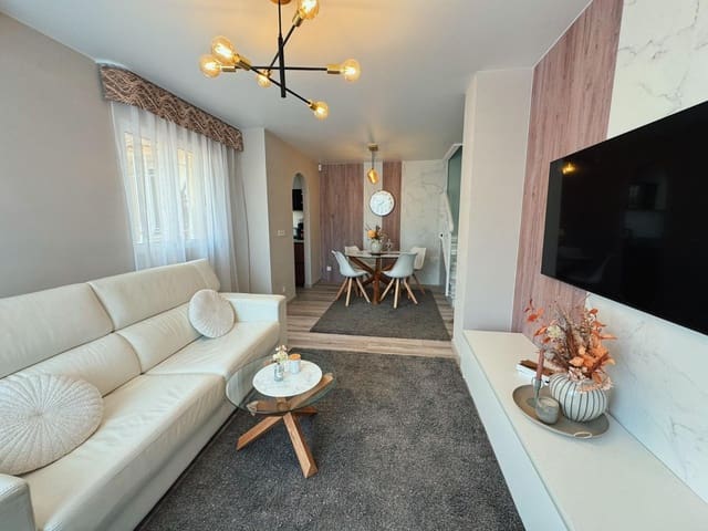 3 soverom Hus til salgs i Rojales - € 280 000 (Ref: 9548462)