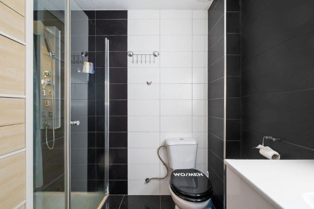 2 makuuhuone Omakotitalo myytävänä paikassa Torrevieja - 195 000 € (Ref: 9548463)