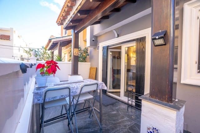 2 makuuhuone Omakotitalo myytävänä paikassa Centro, Torrevieja - 195 000 € (Ref: 9548463)