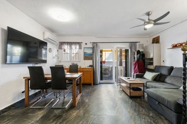 2 makuuhuone Omakotitalo myytävänä paikassa Centro, Torrevieja - 195 000 € (Ref: 9548463)