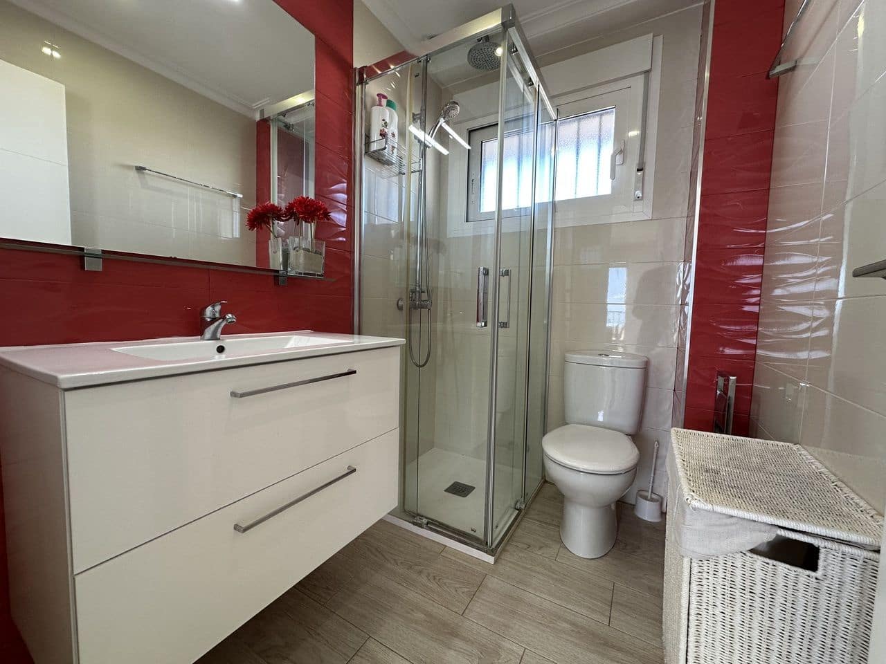 3 bedroom Apartment for sale in Pilar de la Horadada with garage - € 450,000 (Ref: 9551919)