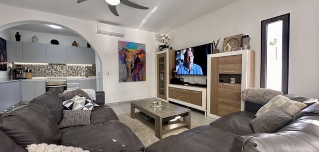 Chalet de 5 habitaciones en Rojales en venta con piscina - 498.000 € (Ref: 9551933)