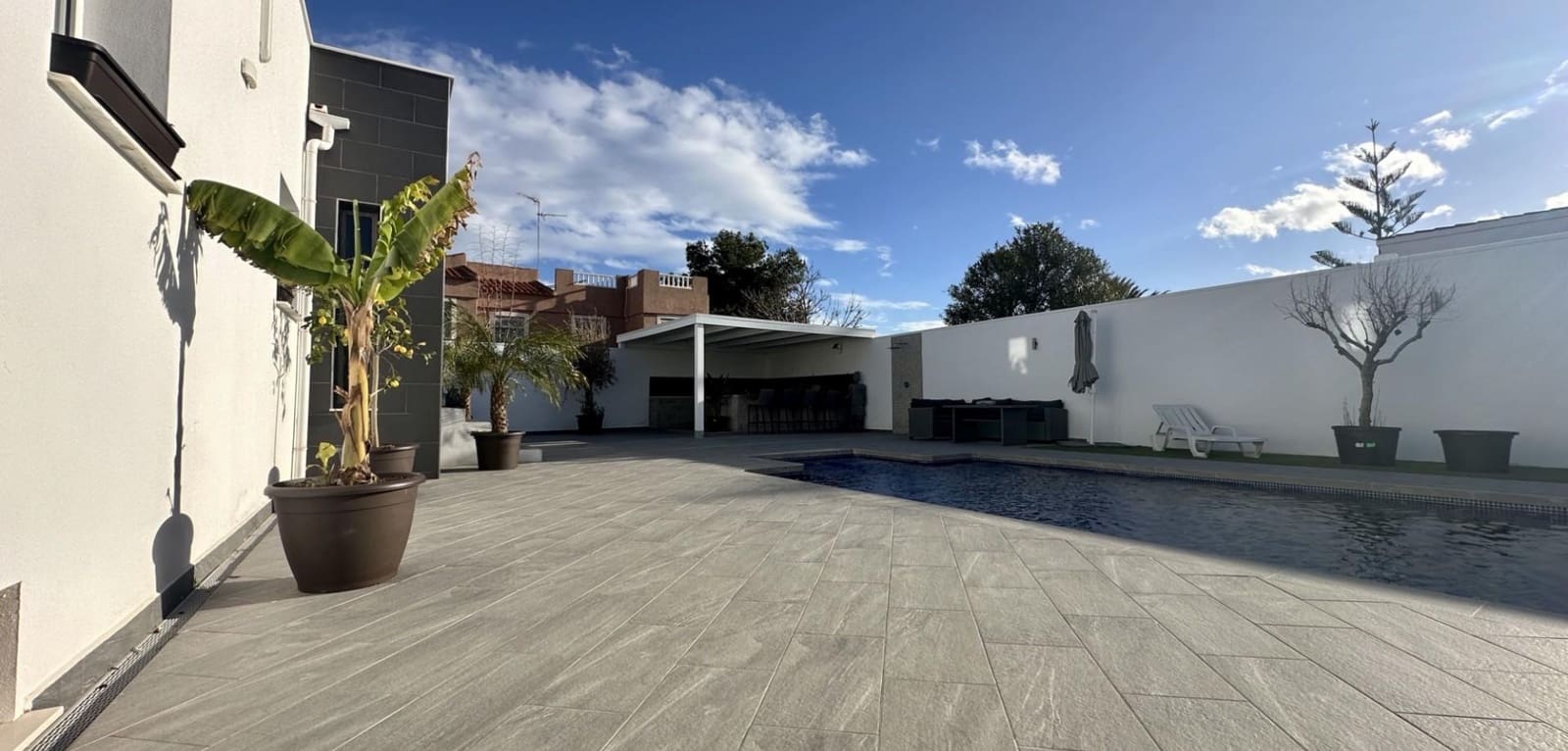 Chalet de 5 habitaciones en Rojales en venta con piscina - 498.000 € (Ref: 9551933)