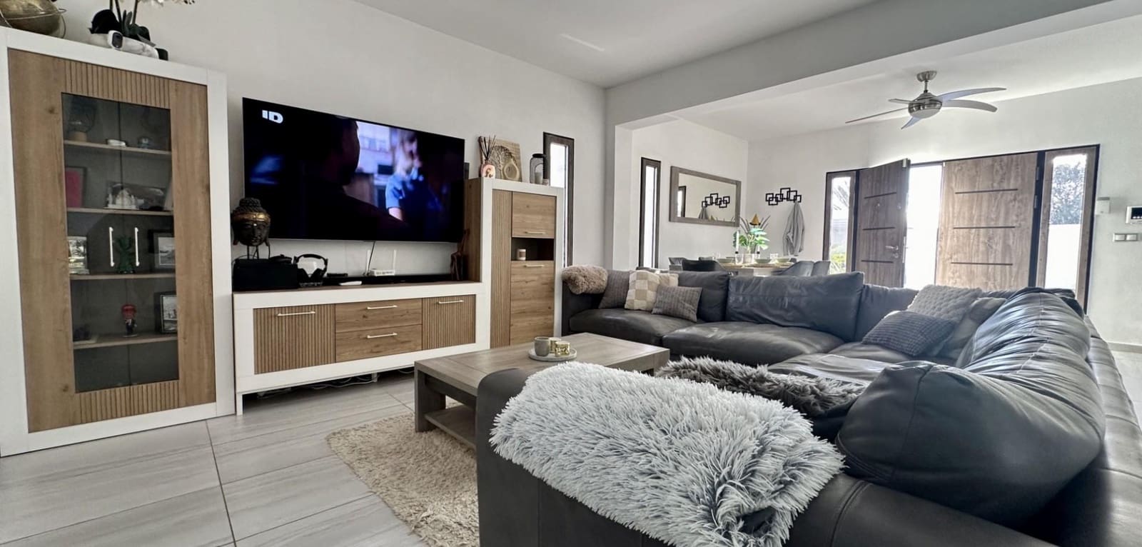 5 bedroom Villa for sale in Rojales with pool - € 498,000 (Ref: 9551933)