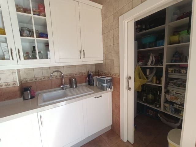 4 makuuhuone Omakotitalo myytävänä paikassa Roldan, Torre-Pacheco mukana 
autotalli - 275 000 € (Ref: 9551942)