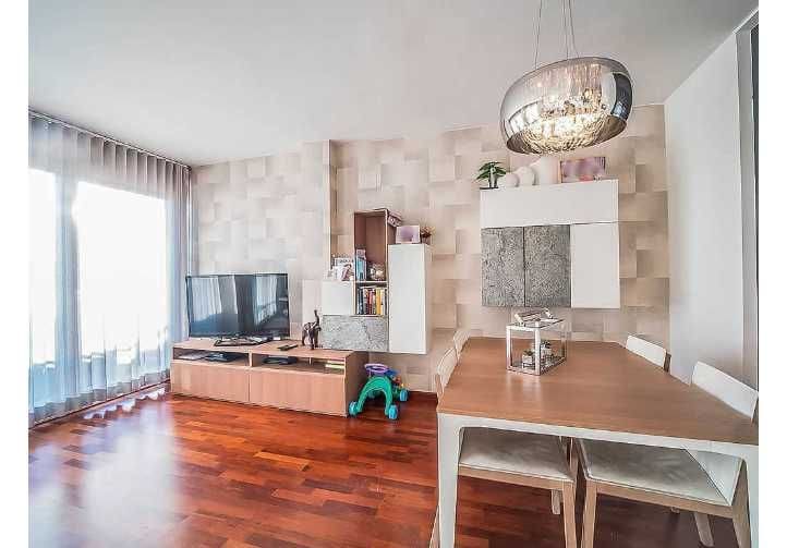 Casa de 4 habitaciones en Guardamar del Segura en venta - 550.000 € (Ref: 9551947)