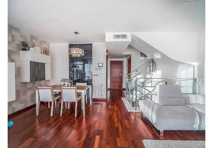 Casa de 4 habitaciones en Guardamar del Segura en venta - 550.000 € (Ref: 9551947)