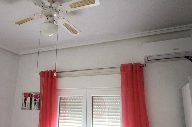 2 bedroom Villa for sale in Almoradi with pool - € 220,000 (Ref: 9556096)