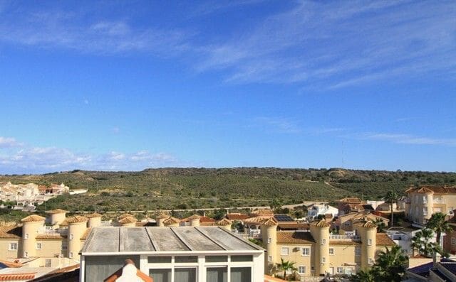 2 bedroom Villa for sale in Almoradi with pool - € 220,000 (Ref: 9556096)