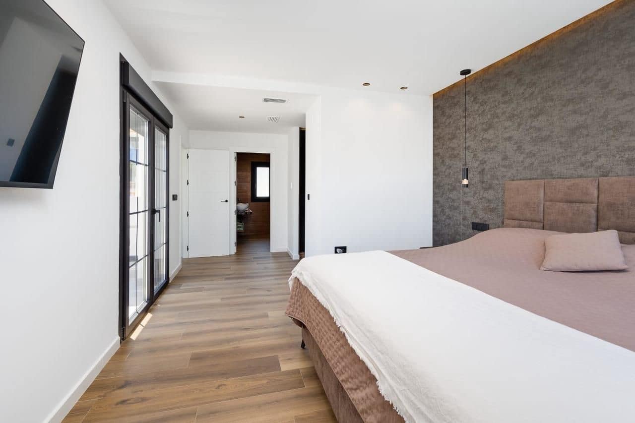 5 quarto Moradia para venda em Torrevieja - 1 250 000 € (Ref: 9556097)