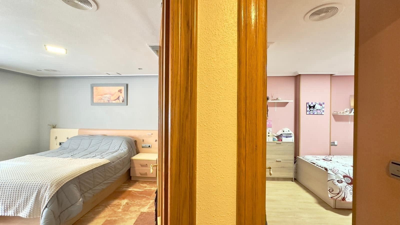 4 bedroom Apartment for sale in Torrevieja - € 259,900 (Ref: 9556102)