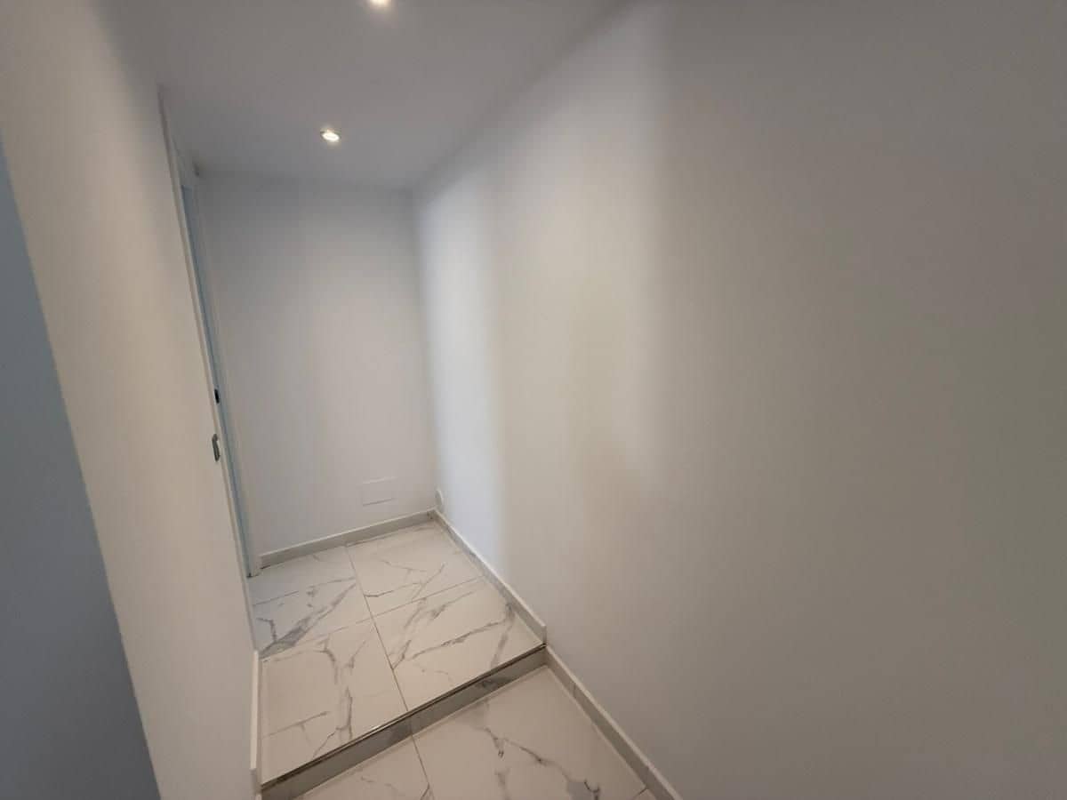 5 bedroom Villa for sale in Algorfa with pool - € 498,000 (Ref: 9556110)