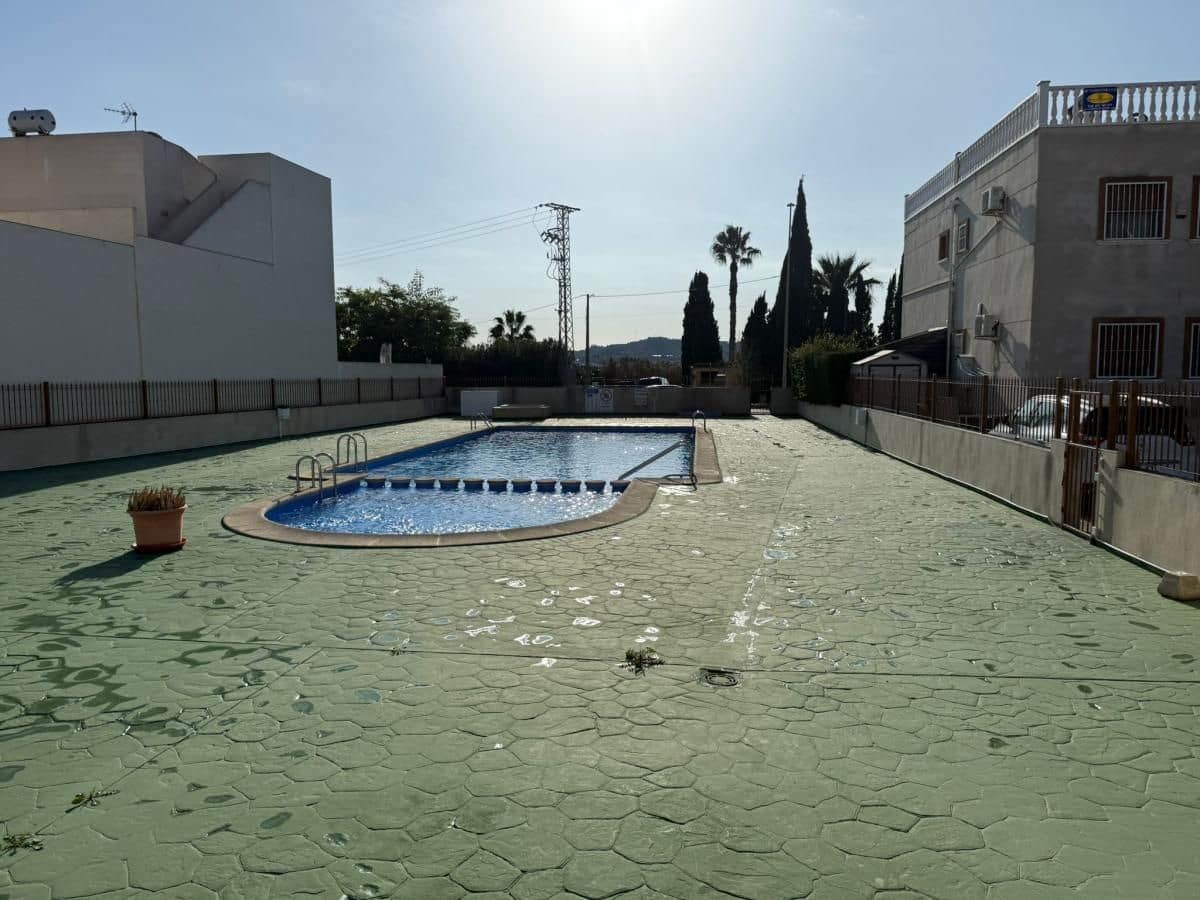 2 quarto Apartamento para venda em Daya Vieja - 105 000 € (Ref: 9556112)