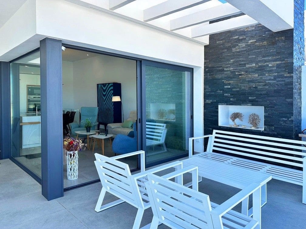 3 chambre Villa/Maison à vendre à Dona Pepa avec piscine garage - 620 000 € (Ref: 9558013)