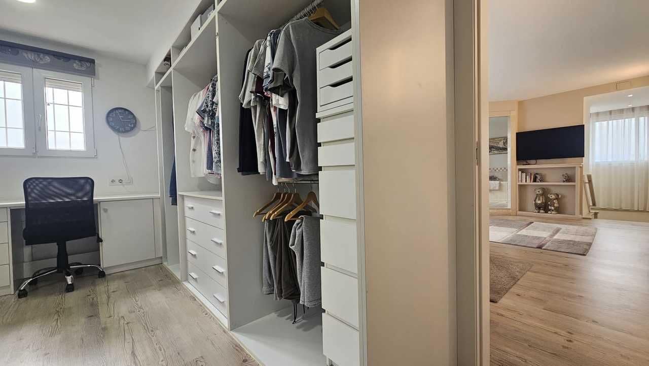 4 bedroom Villa for sale in Orihuela with garage - € 1,100,000 (Ref: 9565436)