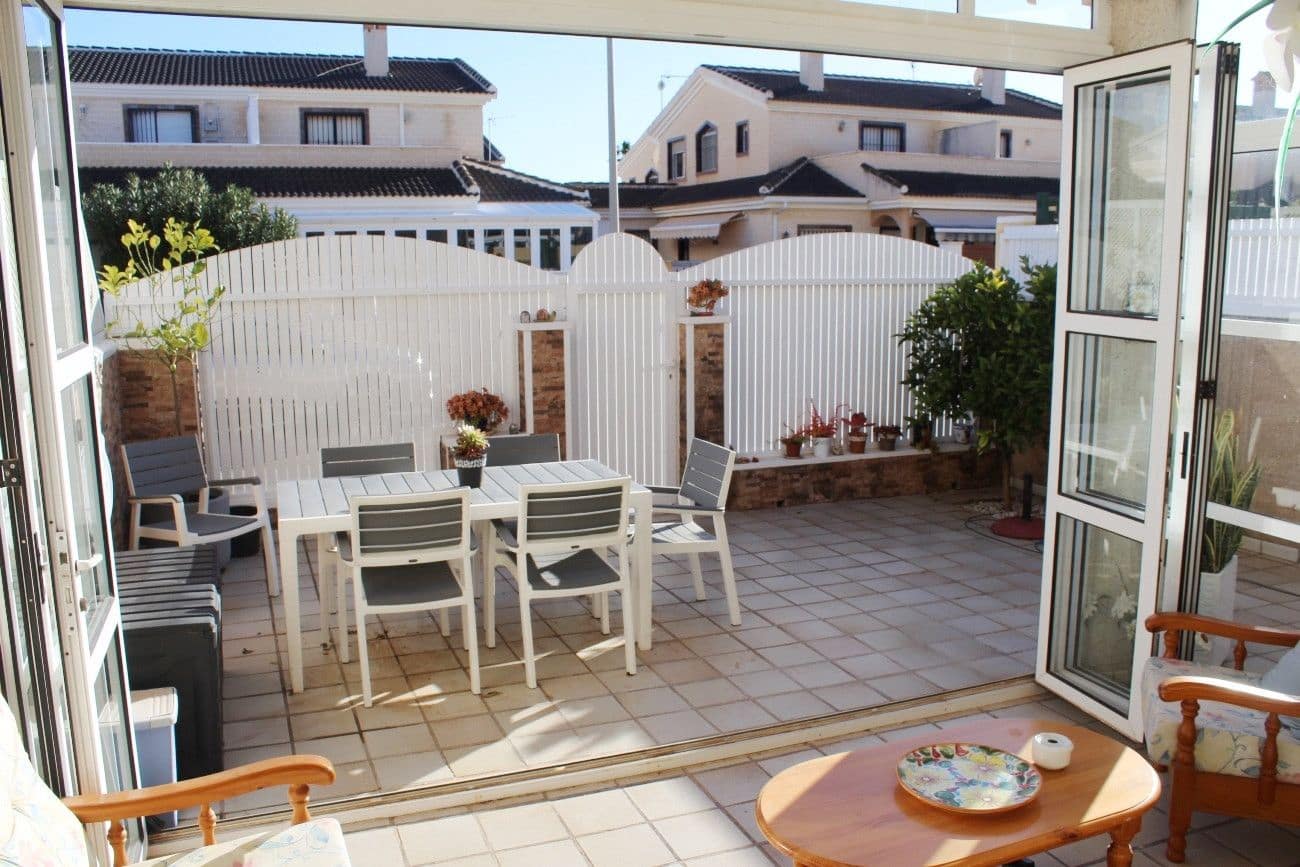 4 Zimmer Villa zu verkaufen in Torre de la Horadada - 272.000 € (Ref: 9565438)