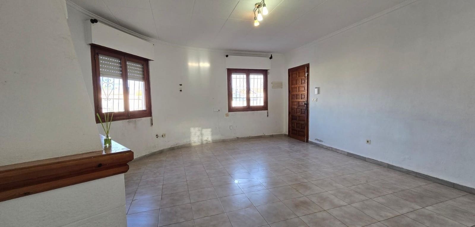 3 sypialnia Willa na sprzedaż w Torrevieja z garażem - 330 000 € (Ref: 9565440)