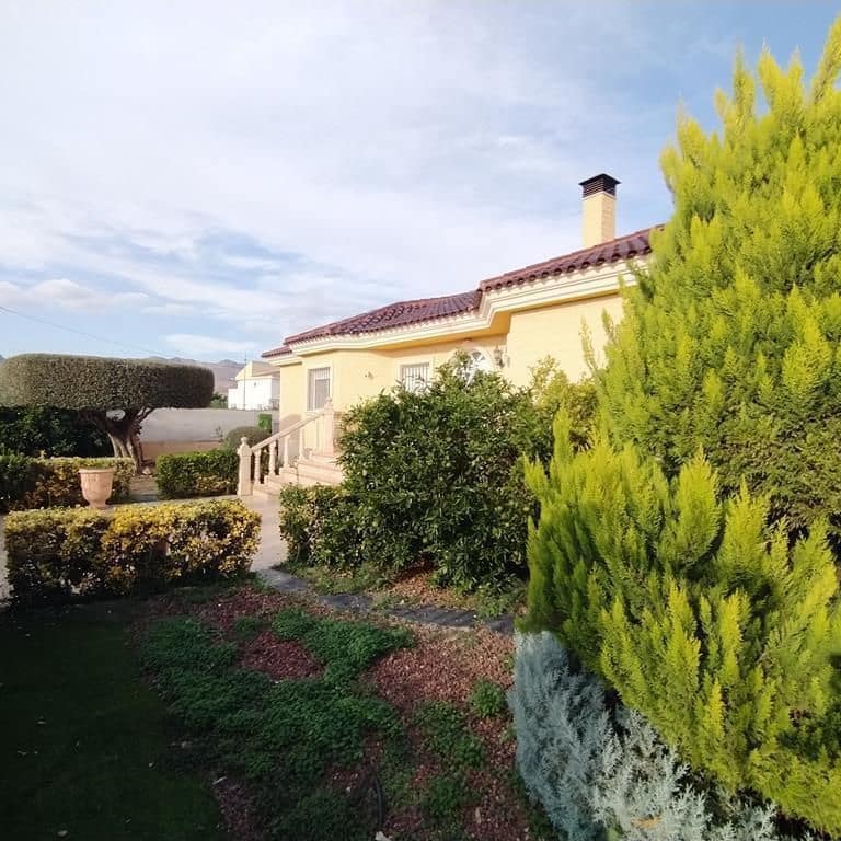 4 sovrum Villa till salu i Orihuela med pool - 459 000 € (Ref: 9565443)