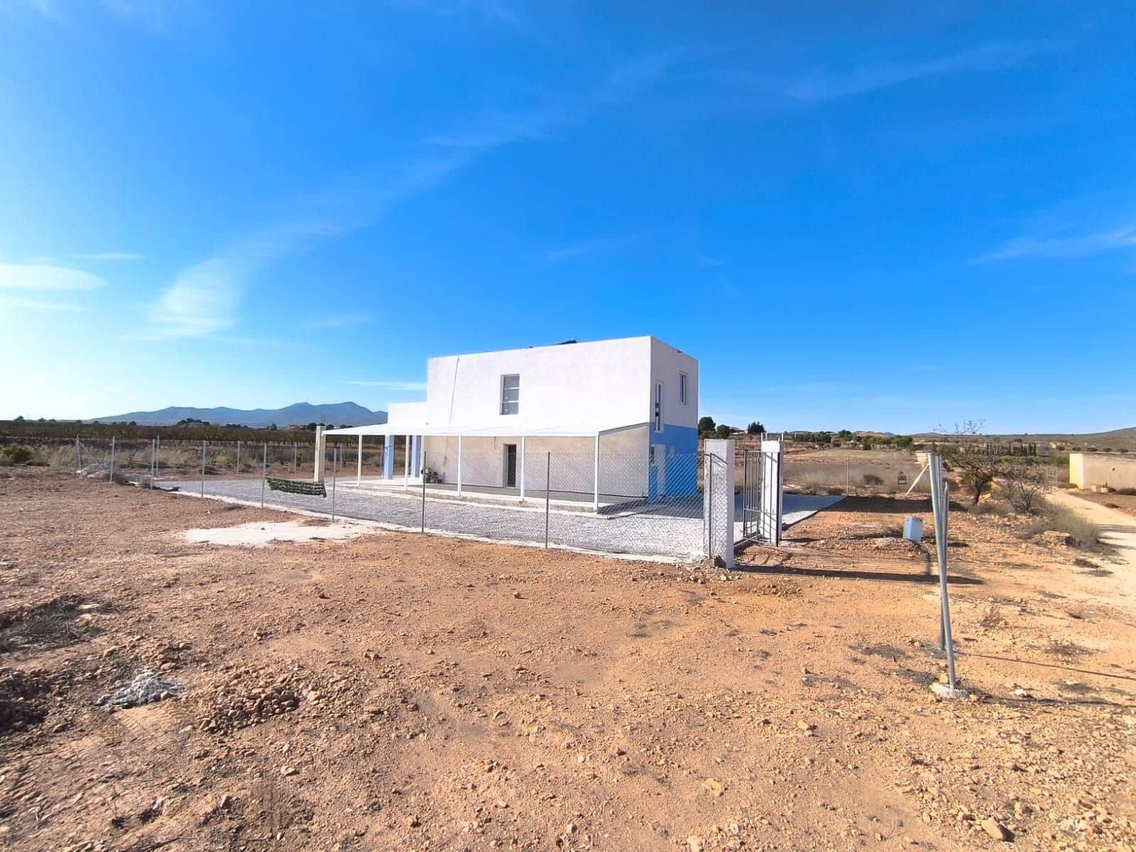 4 Zimmer Villa zu verkaufen in Pinoso - 200.000 € (Ref: 9565447)