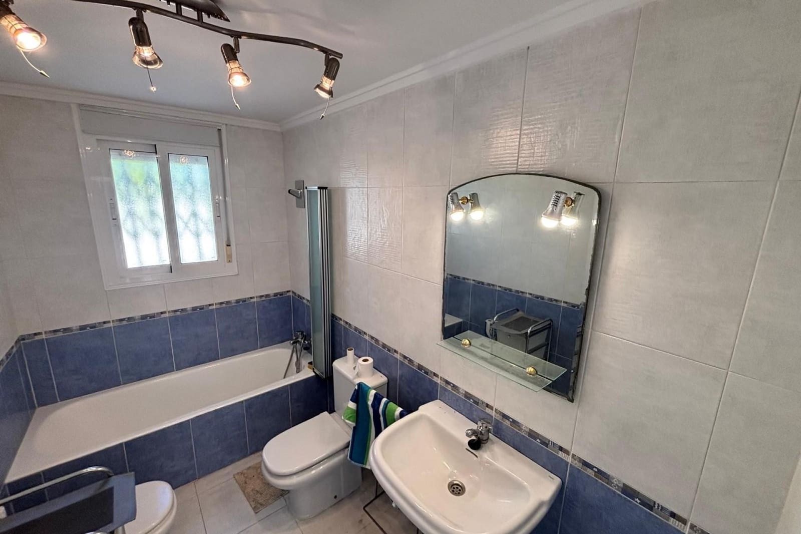 5 soverom Villa til salgs i Dona Pepa med svømmebasseng garasje - € 575 000 (Ref: 9565450)