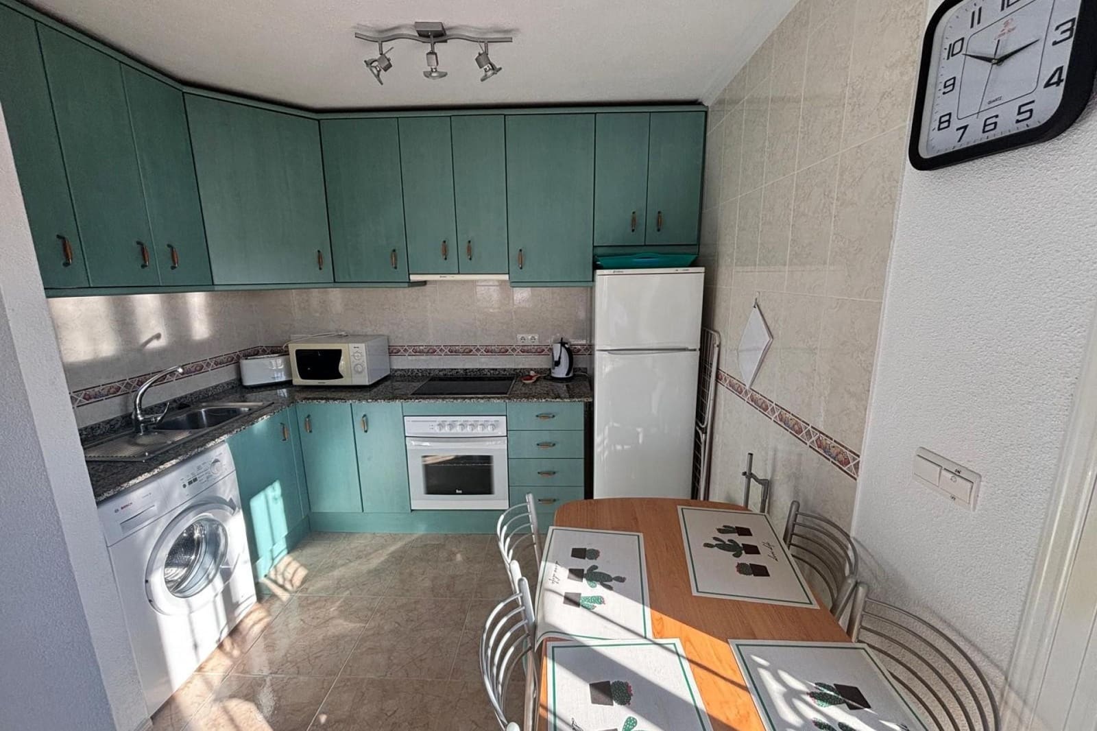 5 bedroom Villa for sale in La Marquesa with pool - € 625,000 (Ref: 9565457)