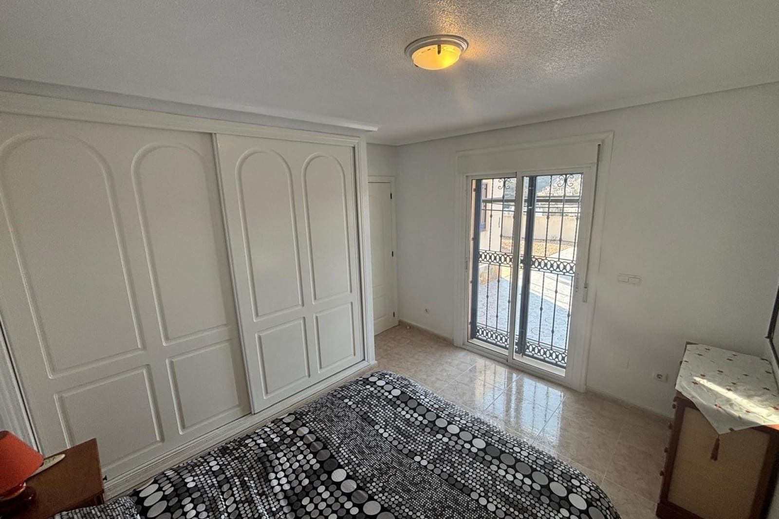 5 bedroom Villa for sale in La Marquesa with pool - € 625,000 (Ref: 9565457)