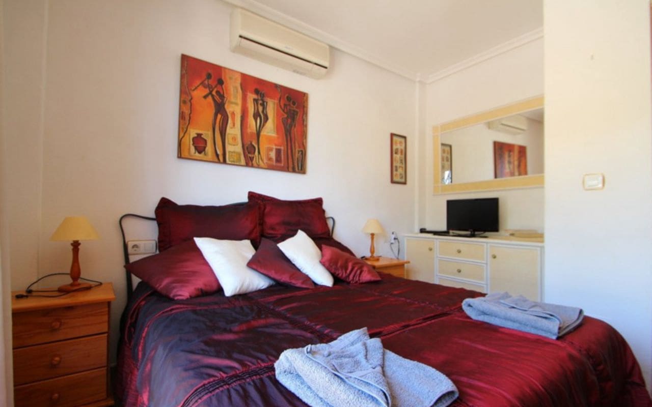 4 quarto Moradia para venda em Orihuela Costa - 345 000 € (Ref: 9569027)