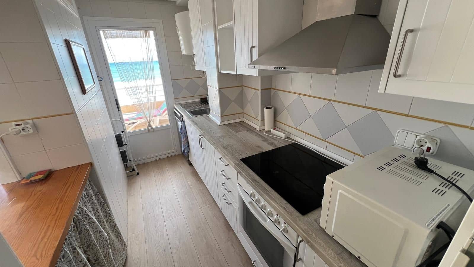 Ático de 1 habitación en Torrevieja en venta - 254.990 € (Ref: 9569030)