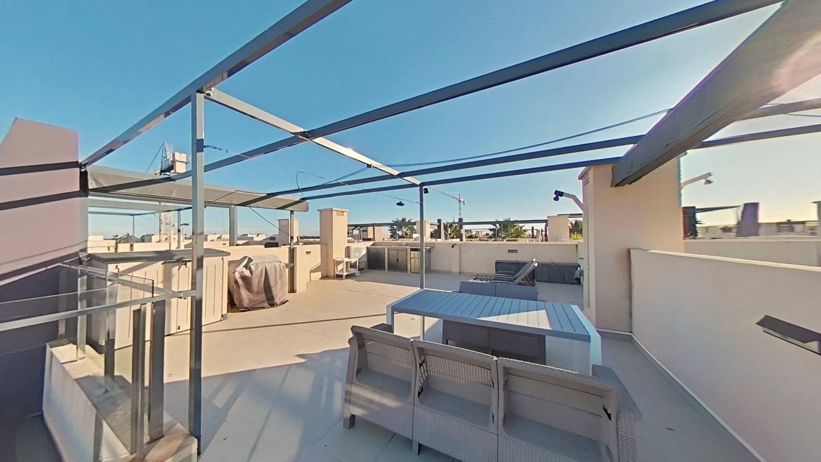 2 Zimmer Apartment zu verkaufen in Torre de la Horadada mit Pool - 352.000 € (Ref: 9569032)