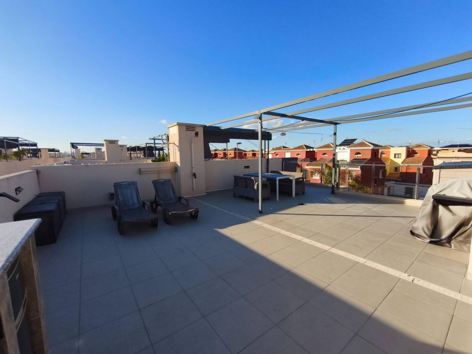 2 Zimmer Apartment zu verkaufen in Torre de la Horadada mit Pool - 352.000 € (Ref: 9569032)