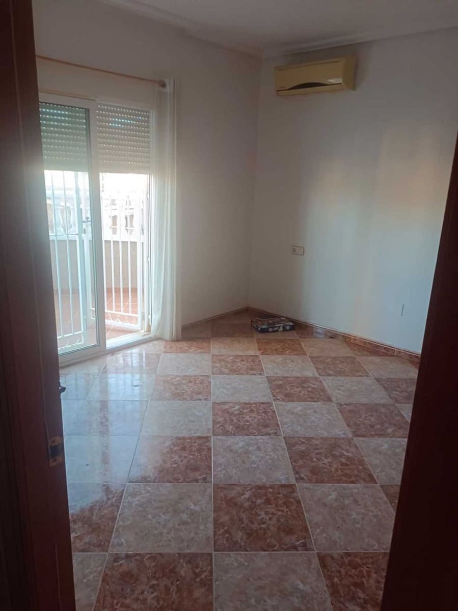 Chalet de 4 habitaciones en La Siesta en venta - 360.000 € (Ref: 9571403)