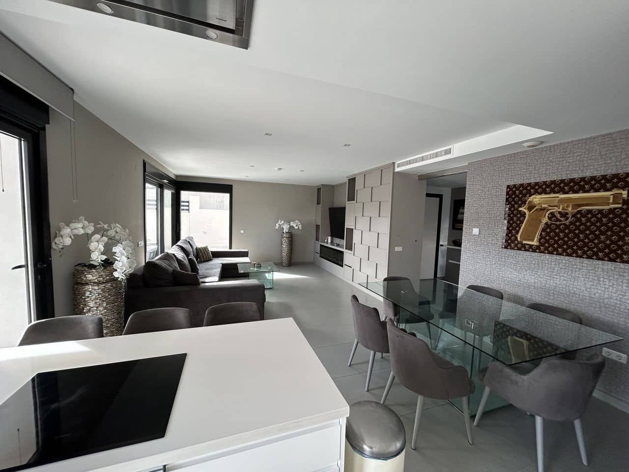 5 camera da letto Villa in vendita in La Siesta con garage - 950.000 € (Rif: 9571404)