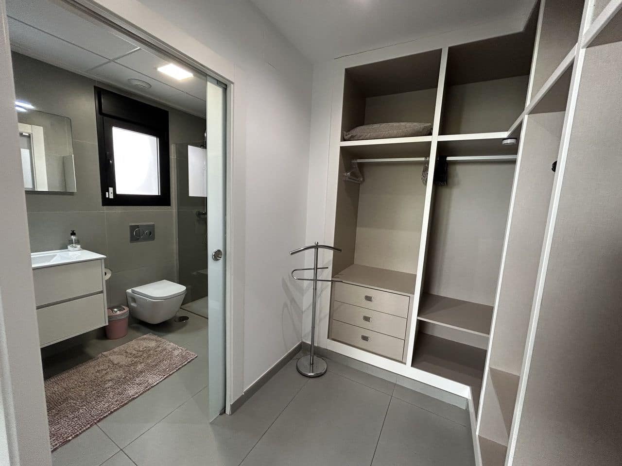 5 camera da letto Villa in vendita in La Siesta con garage - 950.000 € (Rif: 9571404)