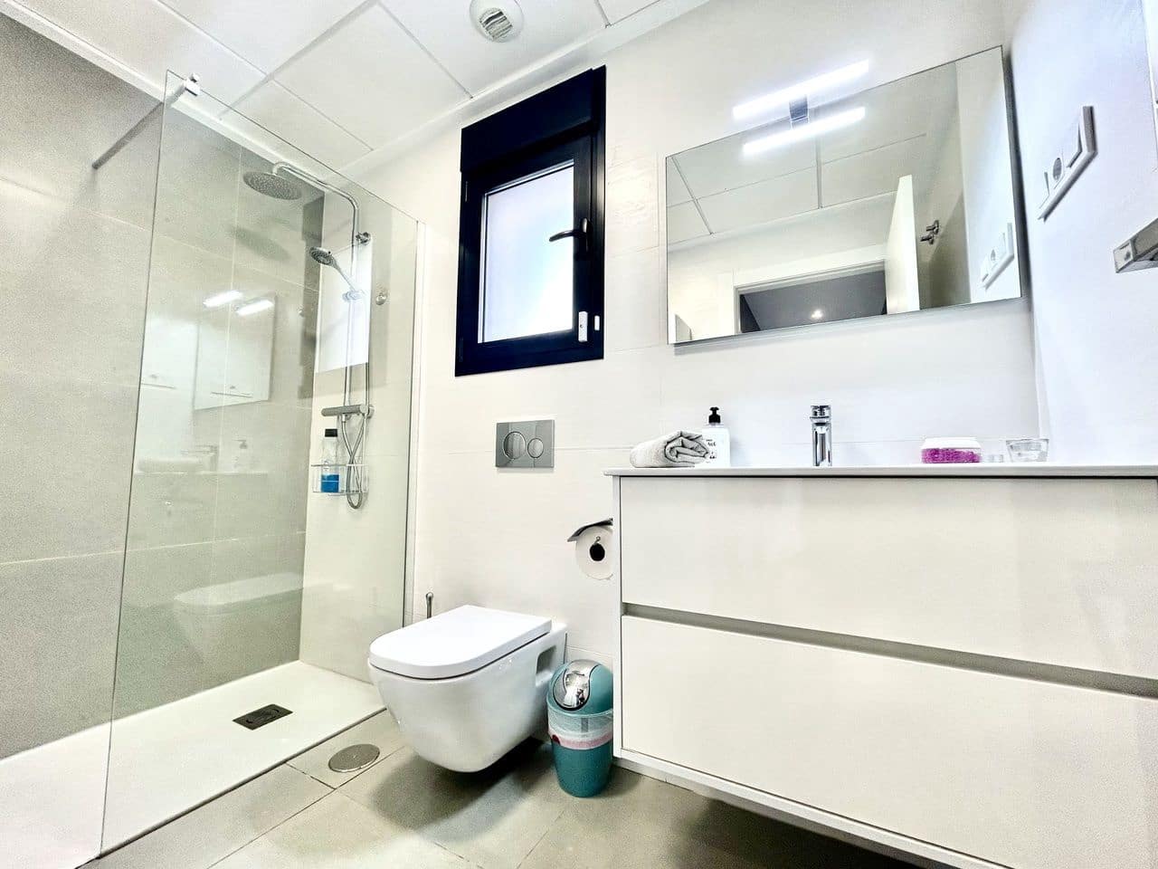 5 soverom Villa til salgs i La Siesta med garasje - € 849 950 (Ref: 9571404)