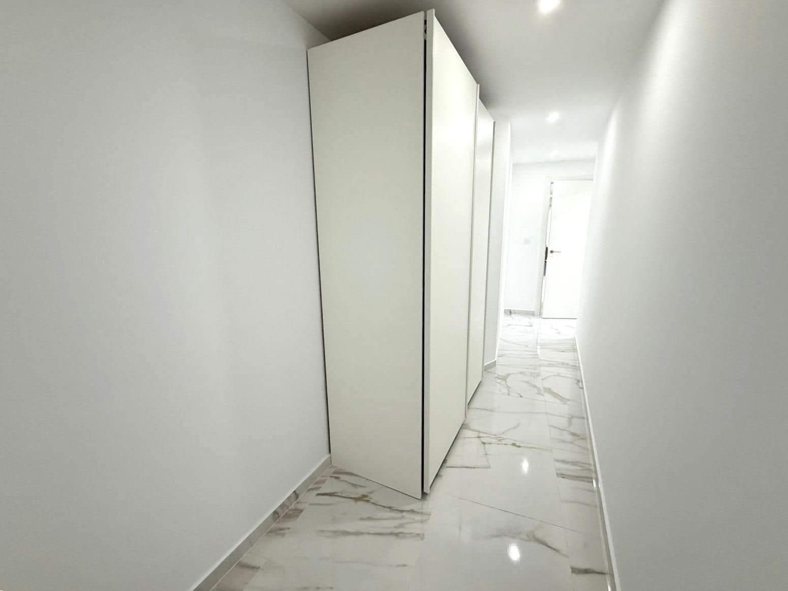 2 bedroom Apartment for sale in Torrevieja - € 200,000 (Ref: 9574845)