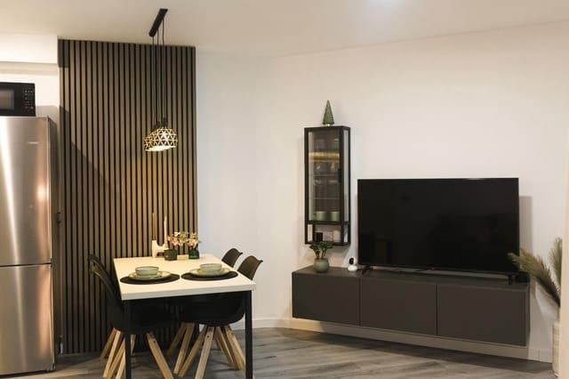 2 bedroom Apartment for sale in Centro, Torrevieja - € 199,900 (Ref: 9576745)